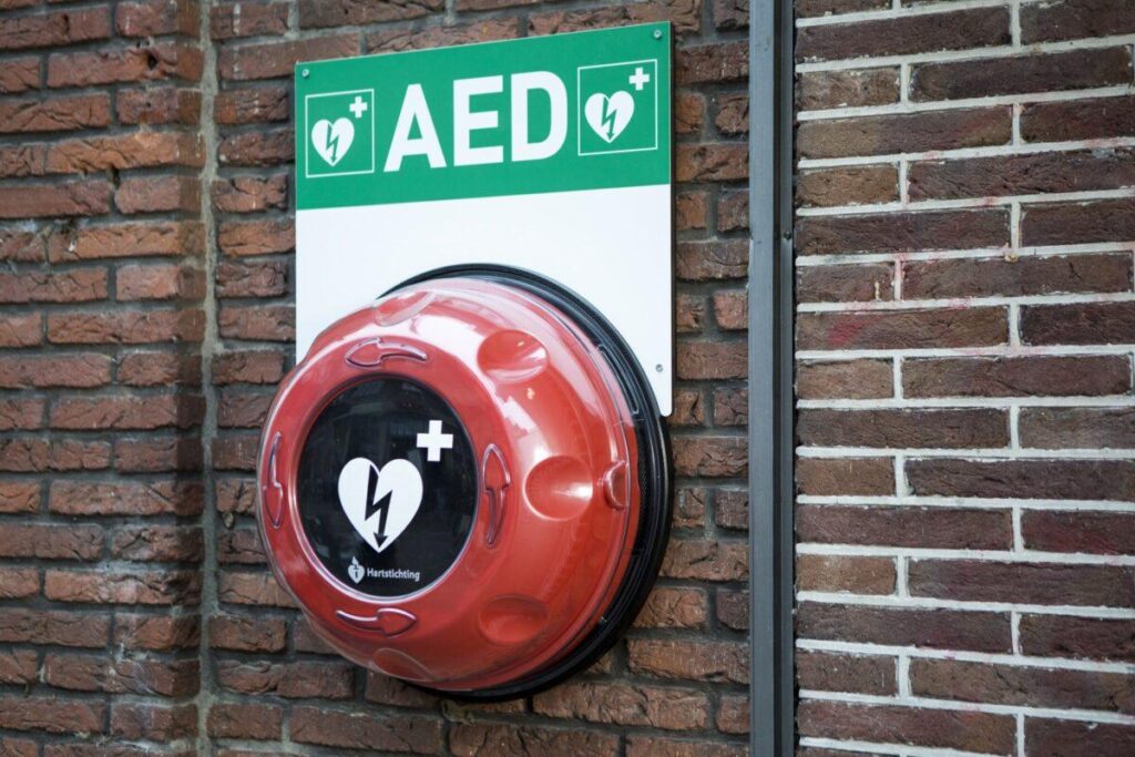 AED met Buitenkast